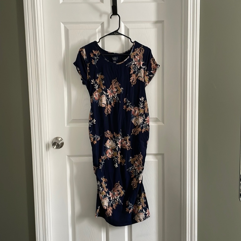 NWOT Isabel Maternity Midi Bodycon Dress
